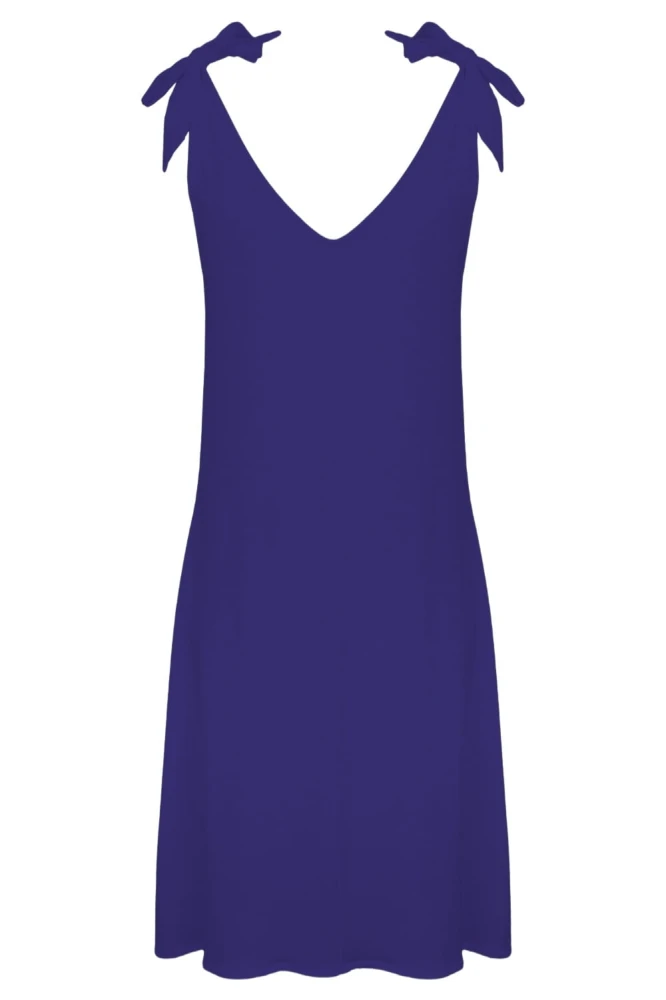 Clematis Blue MARINA przed kolano tył.jpg
