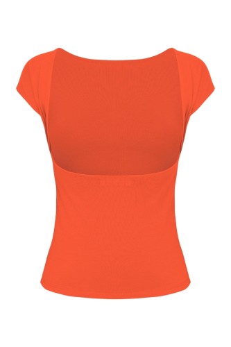 Flame Scarlet RHÉA z krótkimi rękawami tył.jpg