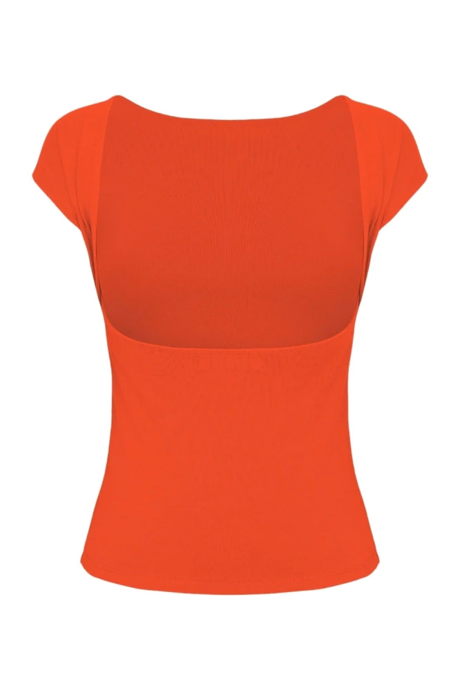 Mandarin Red RHÉA z krótkimi rękawami tył.jpg